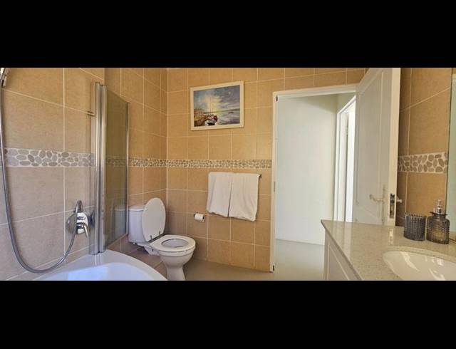 3 BEDROOM HOUSE FOR SALE IN ROYAL ASCOT